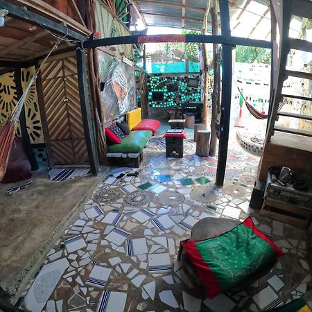 Reciclarte Galeria Hostal Capurganá Extérieur photo