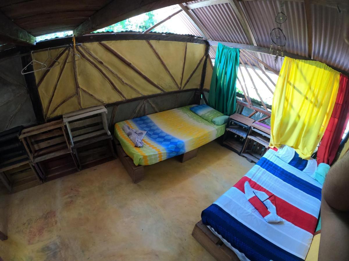 Reciclarte Galeria Hostal Capurganá Extérieur photo